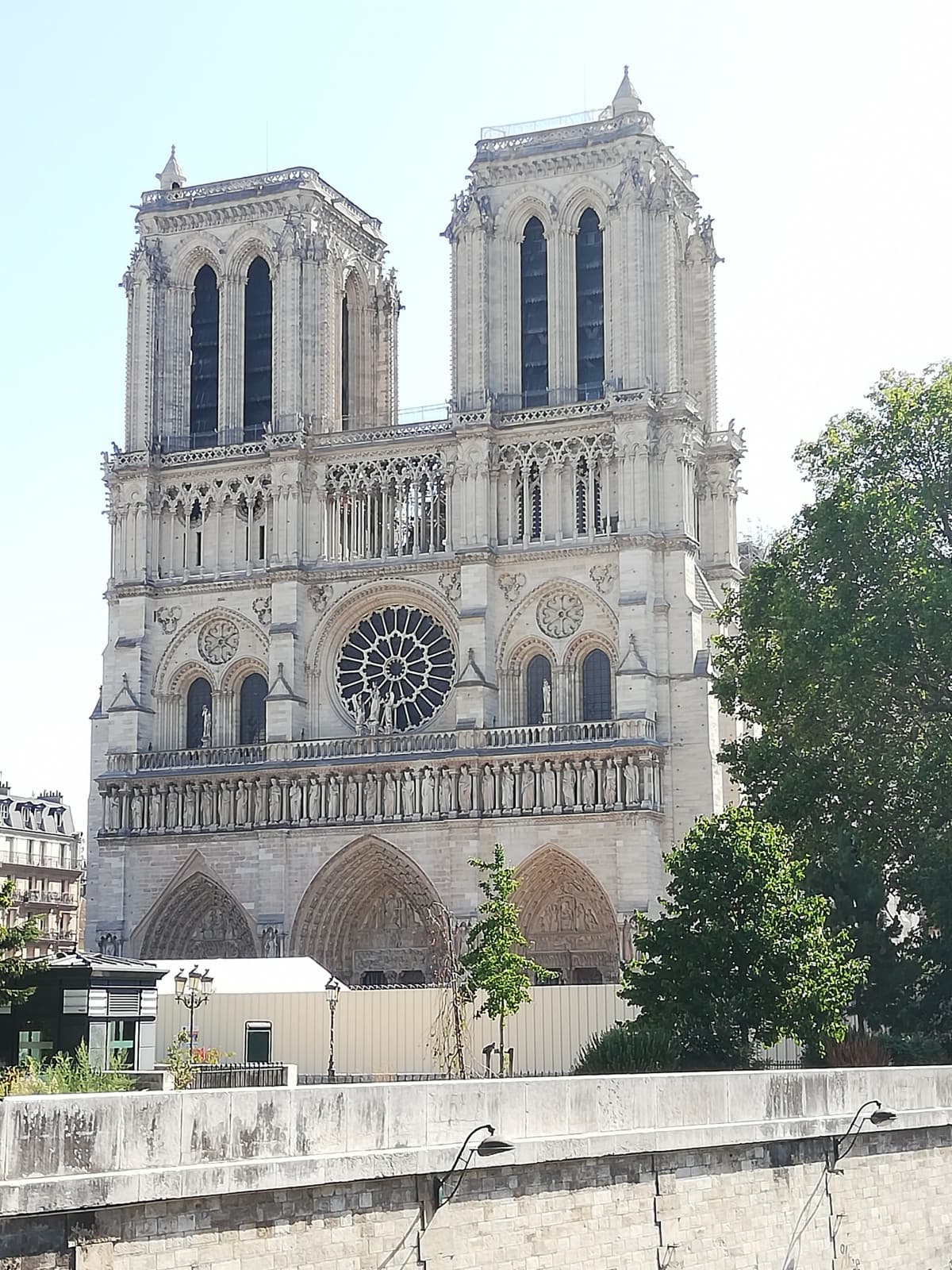 Secondo giorno a Parigi, Notre Dame 